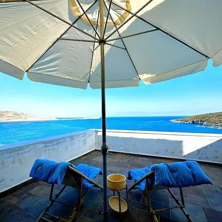 Villa Cozy Cliff Tower W/ Breathtaking Sea Views Agios Georgios Minas